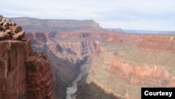 Arizona eyaletinde bulunan Grand Canyon Milli Parkı