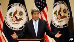 Ngoại trưởng John Kerry phát biểu về chính sách ngoại giao tại trường đại học Virginia, ngày 20/2/2013.