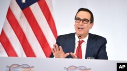 Bộ trưởng Tài chính Steven Mnuchin nói ông đã giám sát dự luật cải tổ thuế của chính quyền của ông Trump trong hai tháng qua.