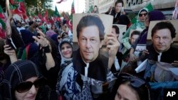 عمران خان د اختلاس او نورو تورونو له کبله په زندان محکوم دی