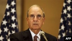 Đặc sứ Hoa kỳ phụ trách vấn đề Trung Đông George Mitchell