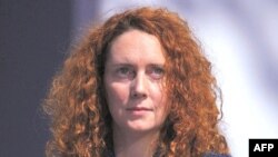 Bà Rebekah Brooks, cựu phụ tá của ông Murdoch 