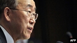 Tổng thư ký Liên Hiệp Quốc Ban Ki-moon kêu gọi Tổng thống Syria ngưng đàn áp và đề ra những cải tổ