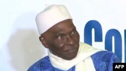 Tổng thống Abdoulaye Wade bị chỉ trích vì ra tranh cử nhiệm kỳ thứ ba