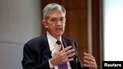 Ông Jerome Powell, ủy viên Hội đồng Thống đốc Fed, bàn về các chính sách tài chánh tại Washington (ảnh tư liệu ngày 3/10/2017).