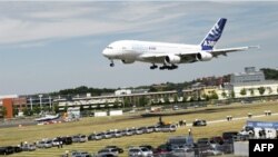 Máy bay chở khách khổng lồ Airbus A380