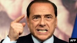 Thủ tướng Ý Silvio Berlusconi