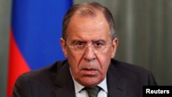 Ngoại trưởng Nga Sergei Lavrov nói hoàn toàn bất thường khi tổ chức bầu cử vào lúc quân đội Ukraine đang 'được sử dụng để chống lại một bộ phận dân chúng'
