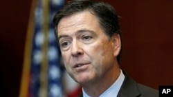 Giám đốc FBI James Comey 