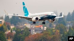 Bộ Giao thông Vận tải Việt Nam dỡ bỏ lệnh cấm đối với máy bay Boeing 737 Max sau khi nhiều nước trên thế giới cho phép dòng máy bay này tái tục hoạt động.