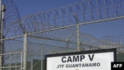 Trại giam ở Vịnh Guantanamo, Cuba