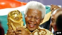 Ông Nelson Mandela đã cật lực vận động cho cuộc tranh tài đầy uy tín này