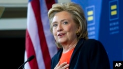 Bà Hillary Rodham Clinton phát biểu tại buổi vận động nhân quyền ở Washington, ngày 03/10/2015.