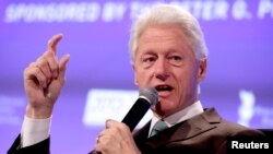 Cựu Tổng thống Bill Clinton, người đã lập tổ chức từ thiện Clinton sau khi hết nhiệm kỳ thứ nhì