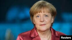 Bà Merkel nói Hy Lạp với các món nợ chồng chất đã được hưởng nhiều tỉ đô la xoá nợ của các nhà ngân hàng và các chủ nợ nước ngoài.