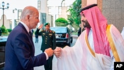 ABD Başkanı Joe Biden geçen yıl Suudi Veliaht Prens Muhammed bin Selman'la Cidde'de görüşmüştü, 16 Temmuz 2022. 