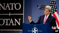 ABD Dışişleri Bakanı John Kerry, görev süresinin dolmasına az bir süre kala Brüksel'de son NATO Dışişleri Bakanları Toplantısı'na katıldı.