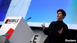 Mesajlaşma uygulaması Telegram'ın kurucu ve CEO'su Pavel Durov, Barcelona'da düzenlenen Mobil Dünya Kongresi etkinliğinde konuşma yaparken