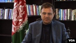 Đại sứ Afghanistan ở Islamabad, Omar Zakhilwal. (W. Asad/VOA)