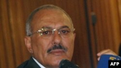 Tổng thống Yemen Ali Abdullah Saleh phát biểu trước báo giới tại thủ đô Sanaa, ngày 22/5/2011