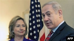 Ông Netanyahu đã nhận được lời bảo đảm an ninh của Hoa Kỳ khi ông gặp Ngoại trưởng Hoa Kỳ Hillary Clinton hôm thứ Năm ở New York