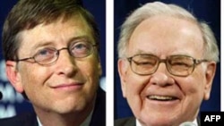 Nhà lãnh đạo Hoa Kỳ đã tiếp đón cựu chủ tịch công ty Microsoft, ông Bill Gates (trái) và chủ tịch công ty Berkshire Hathaway, ông Warren Buffet