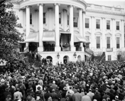 Franklin Roosevelt'in dördüncü yemin töreninden bir kare