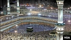 Người Hồi giáo khắp nơi đổ về thánh địa Mecca