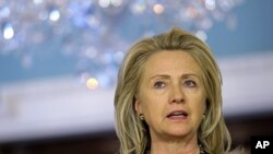 Ngoại trưởng Hoa Kỳ Hillary Clinton phát biểu tại Bộ Ngoại giao ở Washington