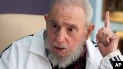 Hình tư liệu - Ông Fidel Castro trong một cuộc họp với Tổng thống Nga Vladimir Putin ở Havana, Cuba, ngày 11 tháng 7 năm 2014.