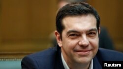 Tân Thủ tướng Hy Lạp Alexis Tsipras trong phiên họp nội các đầu tiên tại Athens.