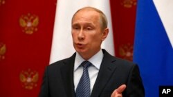 Tổng thống Nga Putin trả lời họp báo tại điện Kremlin, Moscow, 7/5/2014.