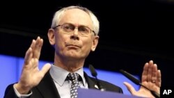 Chủ tịch Hội đồng châu Âu Herman Van Rompuy nói rằng vị tấn công bằng vũ khí hóa học hồi tháng trước tại Damascus là một tội ác kinh khiếp chống lại nhân loại.