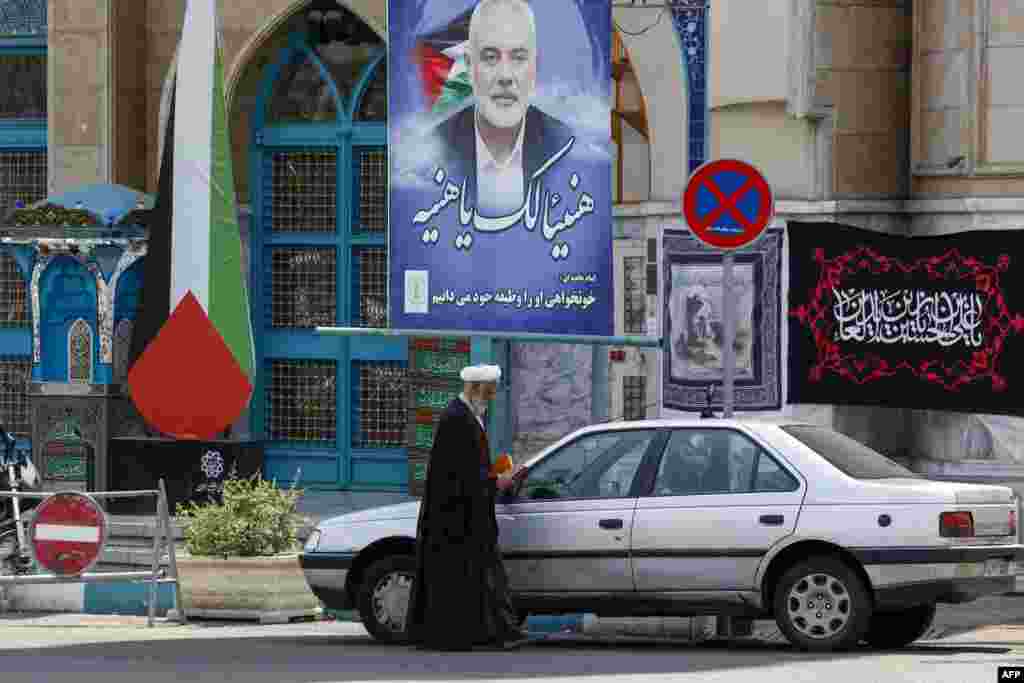 د ایران به مرکز تهران کې په یوې څلور لارې کې د اسماعیل هنیه لوی تصویر ځړېدلی. په تصویر کې د غچ اخیستلو ګواښ شوی دی