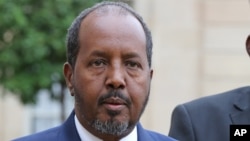 Tổng thống Somalia Hassan Sheikh Mohamud nói ông cám ơn sự quan tâm của cộng đồng quốc tế, nhưng thế giới phải tôn trọng chủ quyền của Somalia.