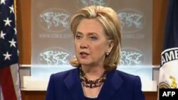 Bà Clinton nói rằng Pakistan đã có những hành động mà bà gọi là “nước đôi” trong những năm trước đây.